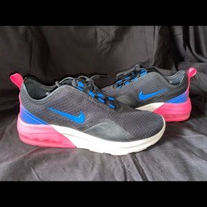 Nike Air Max Motion 2
